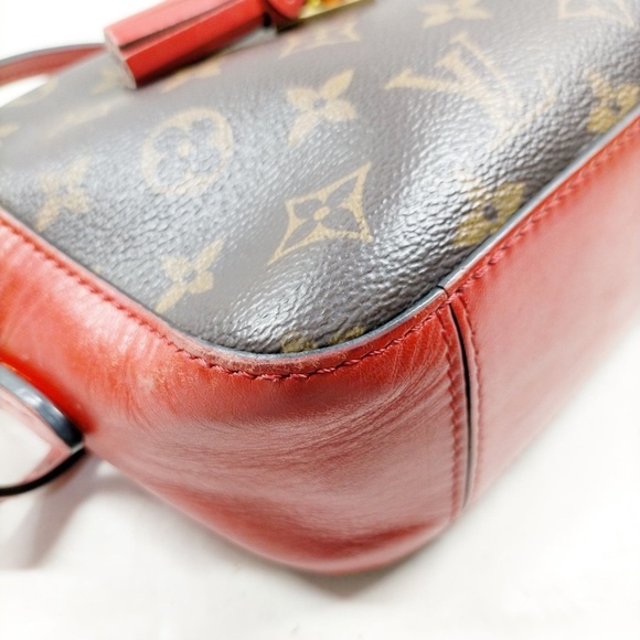 Louis Vuitton Saintonge Red Monogram - Picture 4 of 16